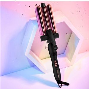 Foxybae Triple Waver Curling Iron